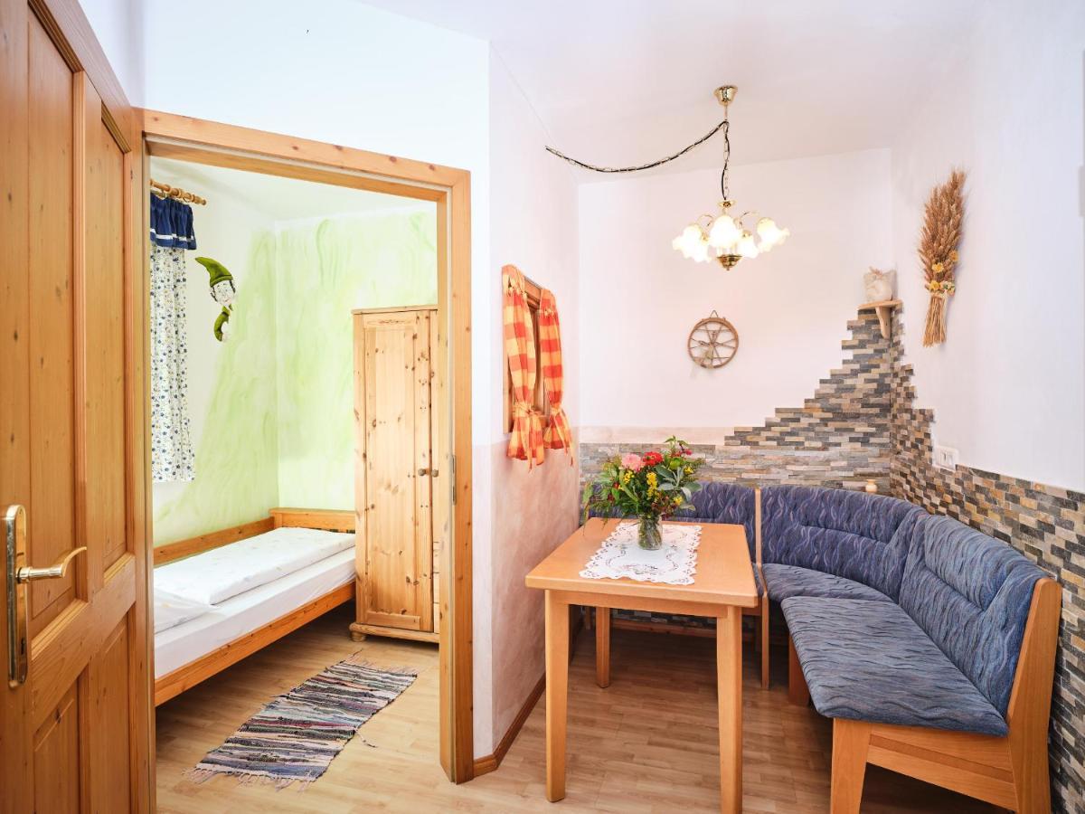 Zwergerlhof Lägenhet Loich Exteriör bild